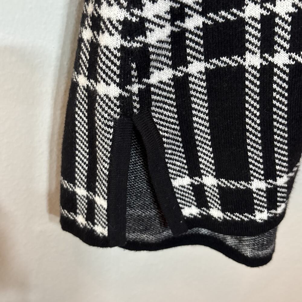 Isaac Mizrahi Live Black and White Plaid Open Long Sleeve Sweater Cardigan L - Picture 8 of 10
